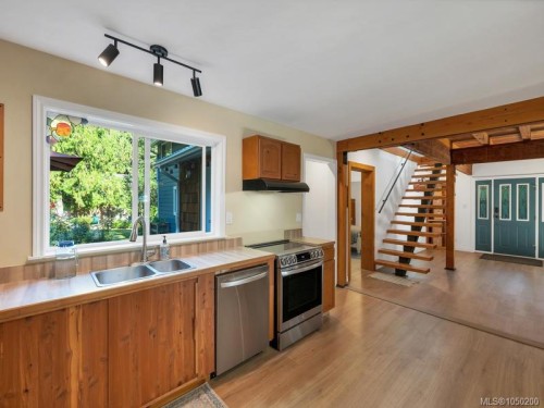 1371 Hooley Rd, Quadra Island, BC 