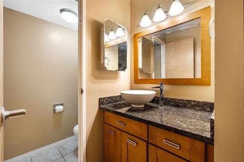 102-916 Cloutier Dr, Winnipeg, MB 