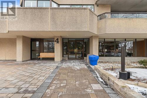 807 - 4 Willow Street, Waterloo, ON 