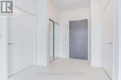 403 - 10 DE BOERS DRIVE , Toronto, Ontario M3J 0L6 3