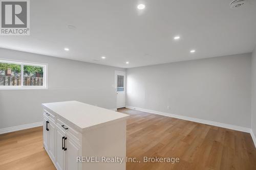 4966 Windgate Drive, Niagara Falls (Ascot), ON 