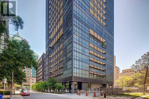2003 - 101 Charles Street E, Toronto, ON 