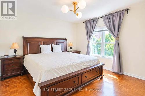 3530 Kingbird Court, Mississauga, ON 