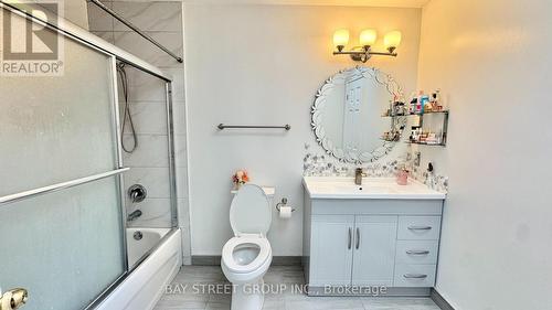 8223 Marcon Street, Niagara Falls, ON 