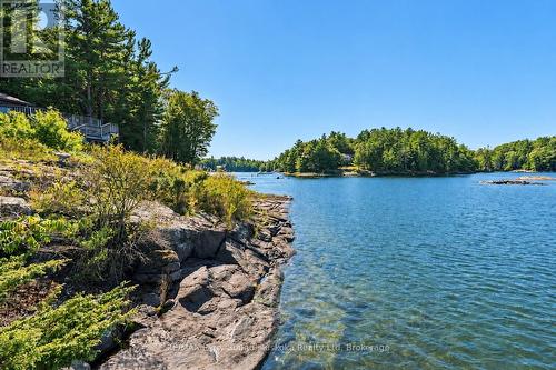 160 Paradise Lane, Carling, ON 