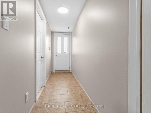 4 HISEY [BASEMENT] CRESCENT , Toronto, Ontario M3N 1V1 2