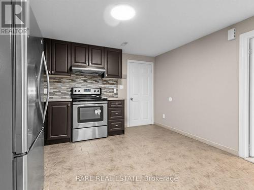 4 HISEY [BASEMENT] CRESCENT , Toronto, Ontario M3N 1V1 4