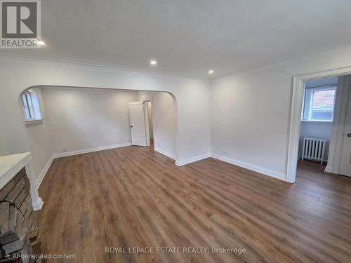 MAIN - 839 COXWELL AVENUE , Toronto, Ontario M4C 3E8 4
