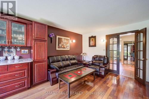 2 Croach Crescent, Toronto, ON 