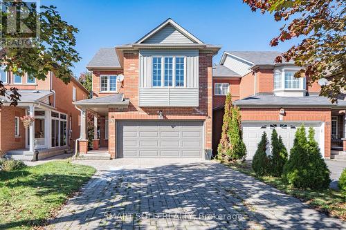 82 BALLYMORE DRIVE  Aurora, ON L4G 7E6