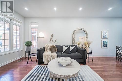 82 Ballymore Drive, Aurora, ON 