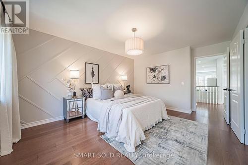 82 Ballymore Drive, Aurora, ON 