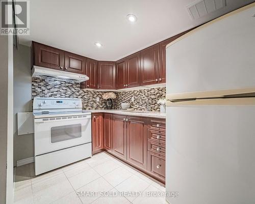 82 Ballymore Drive, Aurora, ON 