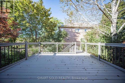82 Ballymore Drive, Aurora, ON 