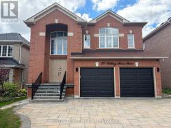 29 FALLING RIVER DRIVE Richmond Hill, ON L4S 2R1