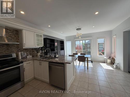 29 FALLING RIVER DRIVE , Richmond Hill, Ontario L4S 2R1 3