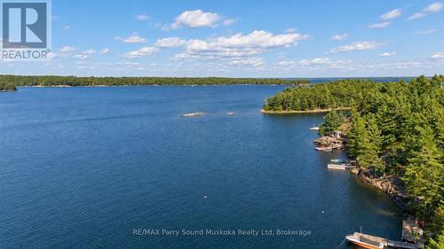159 Paradise Lane, Carling, ON 