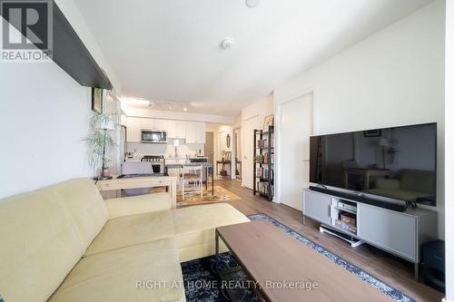 807 - 10 Wilby Crescent, Toronto, ON 