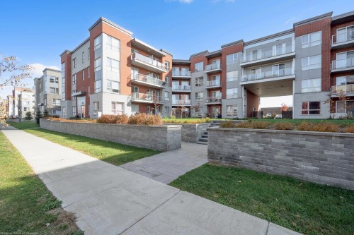 Entry - 406-7255 Rue De Lunan, Brossard, QC 