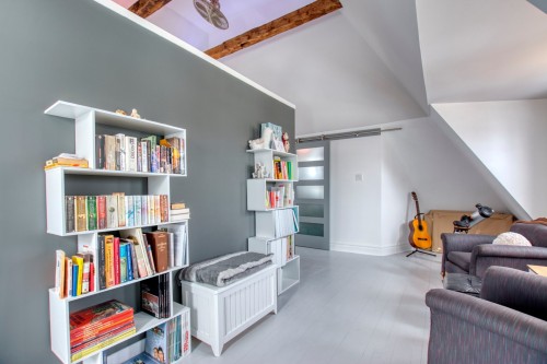 Boudoir - 110 Rue Notre-Dame, Oka, QC 