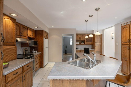 7 Paulander Avenue, Toronto, ON 