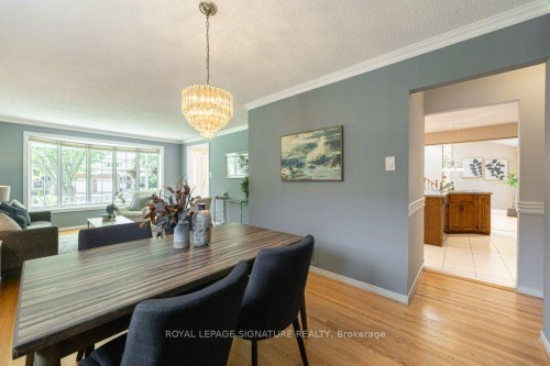 7 Paulander Avenue, Toronto, ON 