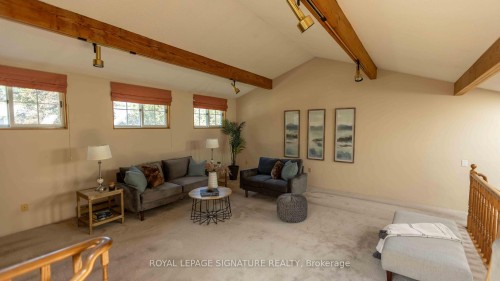 7 Paulander Avenue, Toronto, ON 