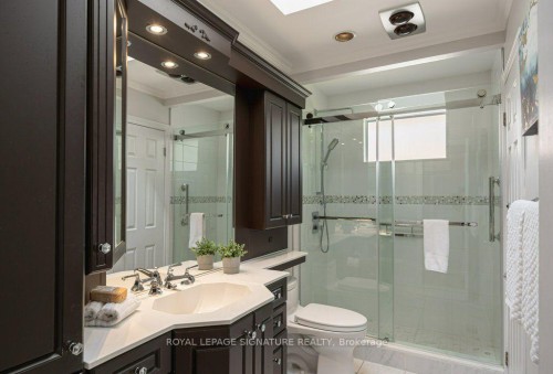 7 Paulander Avenue, Toronto, ON 