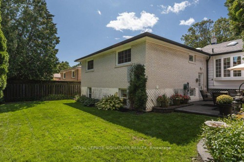 7 Paulander Avenue, Toronto, ON 
