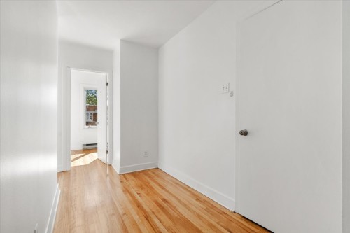 Mud Room - 661  - 663 Av. Alepin, Montréal (Lasalle), QC 