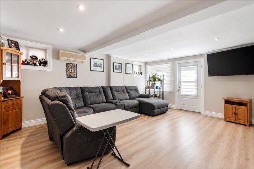 Living Room - 661  - 663 Av. Alepin, Montréal (Lasalle), QC 