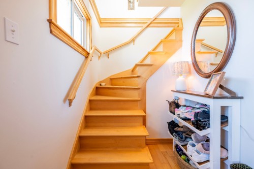 Escalier - 41 Ch. Seacow Path, Grosse-Île, QC 