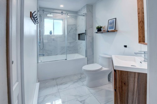 Salle de bains - 12 Rue Dumont, Blainville, QC 