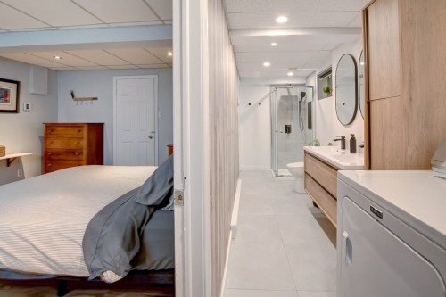 Salle de lavage - 12 Rue Dumont, Blainville, QC 