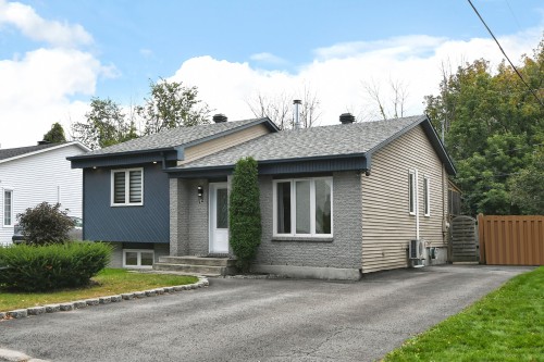 Façade - 12 Rue Dumont, Blainville, QC 