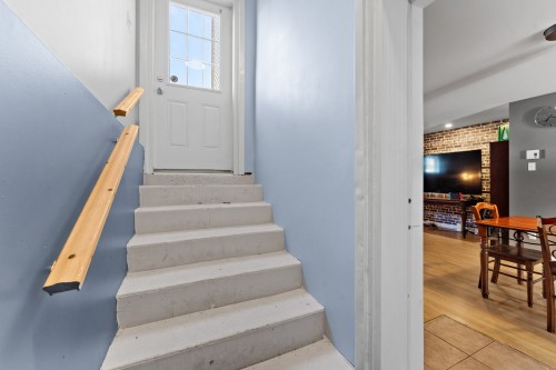 Hall d'entrée/Vestibule - 818A  - 818C Boul. Le Bourg-Neuf, Repentigny (Le Gardeur), QC 