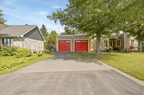 Garage - 5101 Rue St-Georges, Lévis (Desjardins), QC 