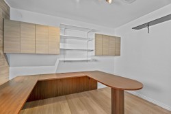 Bureau - 