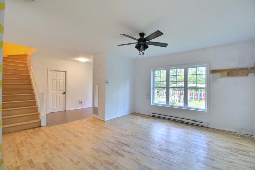 Living Room - 2052 Rue Ted-Godon, Val-D'Or, QC 