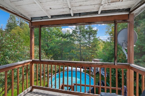 Balcon - 2552 Rue Ouimet, Val-David, QC 