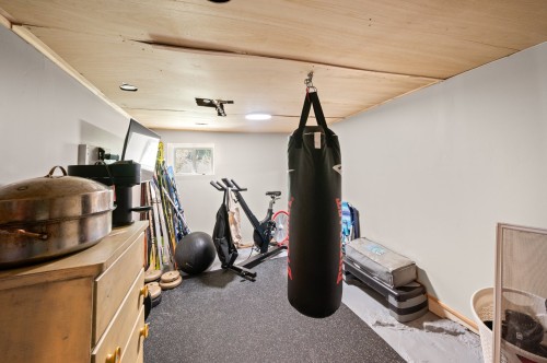 Rangement - 2552 Rue Ouimet, Val-David, QC 
