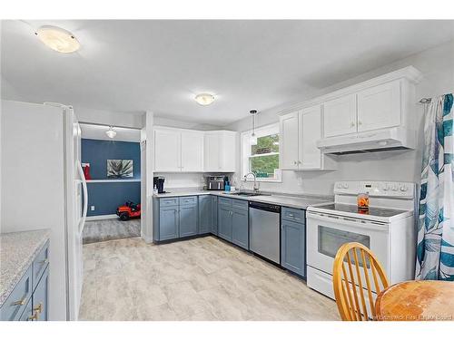 15 Brentwood Dr, Newbridge, NB 