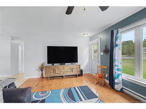 15 Brentwood Dr, Newbridge, NB 