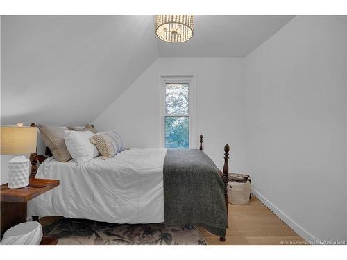 13 Ball Park Rd, Rothesay, NB 