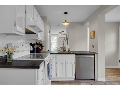 13 Ball Park Rd, Rothesay, NB 
