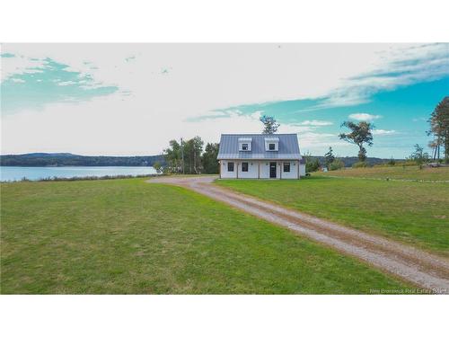 52 Don-De-Dieu Dr, Bayside, NB 