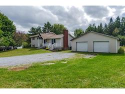 9 Woodward CRES Quispamsis, NB E2E 1N5