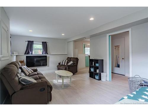 9 Woodward Cres, Quispamsis, NB 