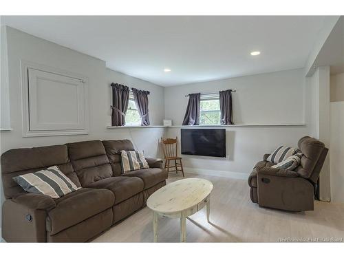 9 Woodward Cres, Quispamsis, NB 