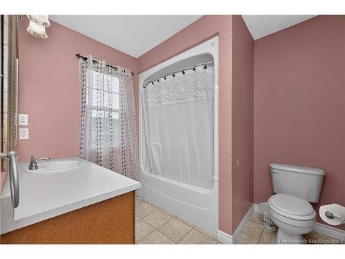 301 Worthington Ave, Moncton, NB 